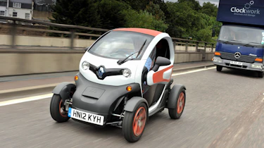Renault Twizy front tracking