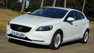 Volvo V40 front tracking