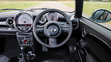MINI Convertible - interior