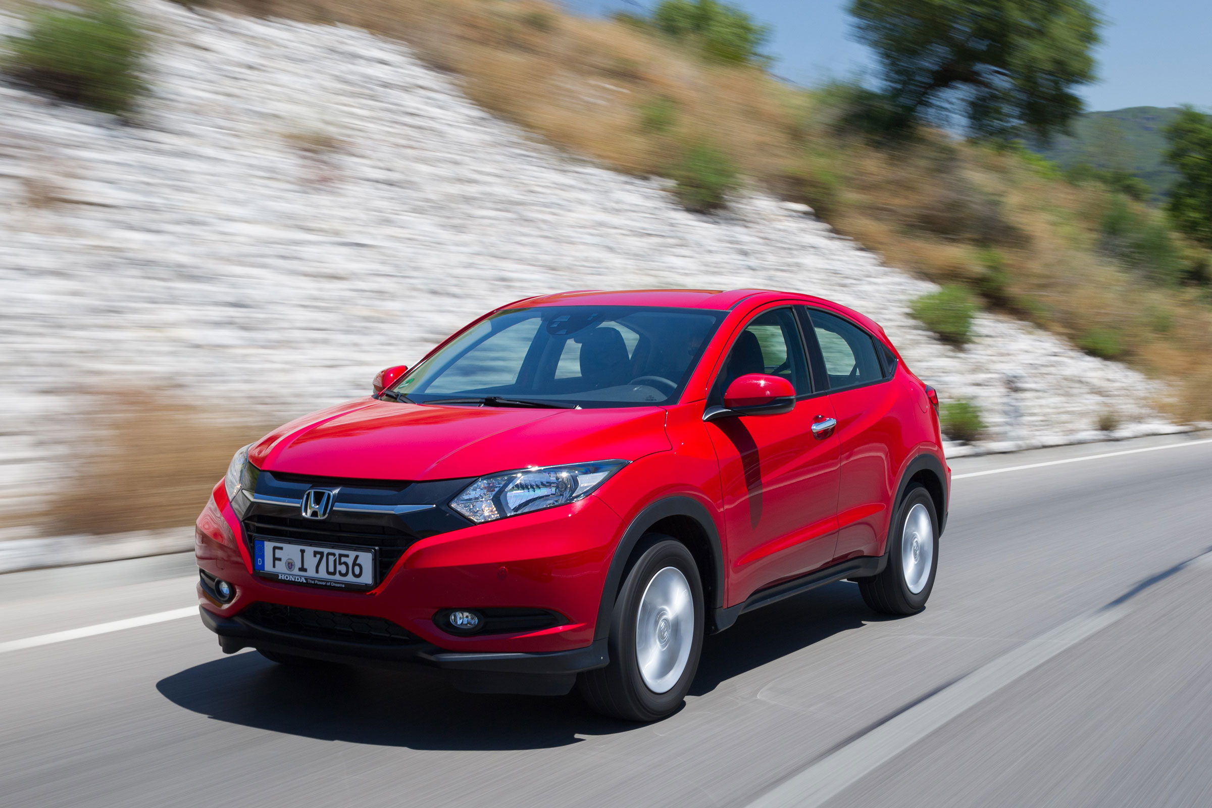Honda HR-V  - front tracking