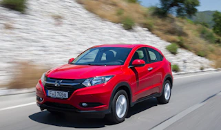 Honda HR-V - front tracking