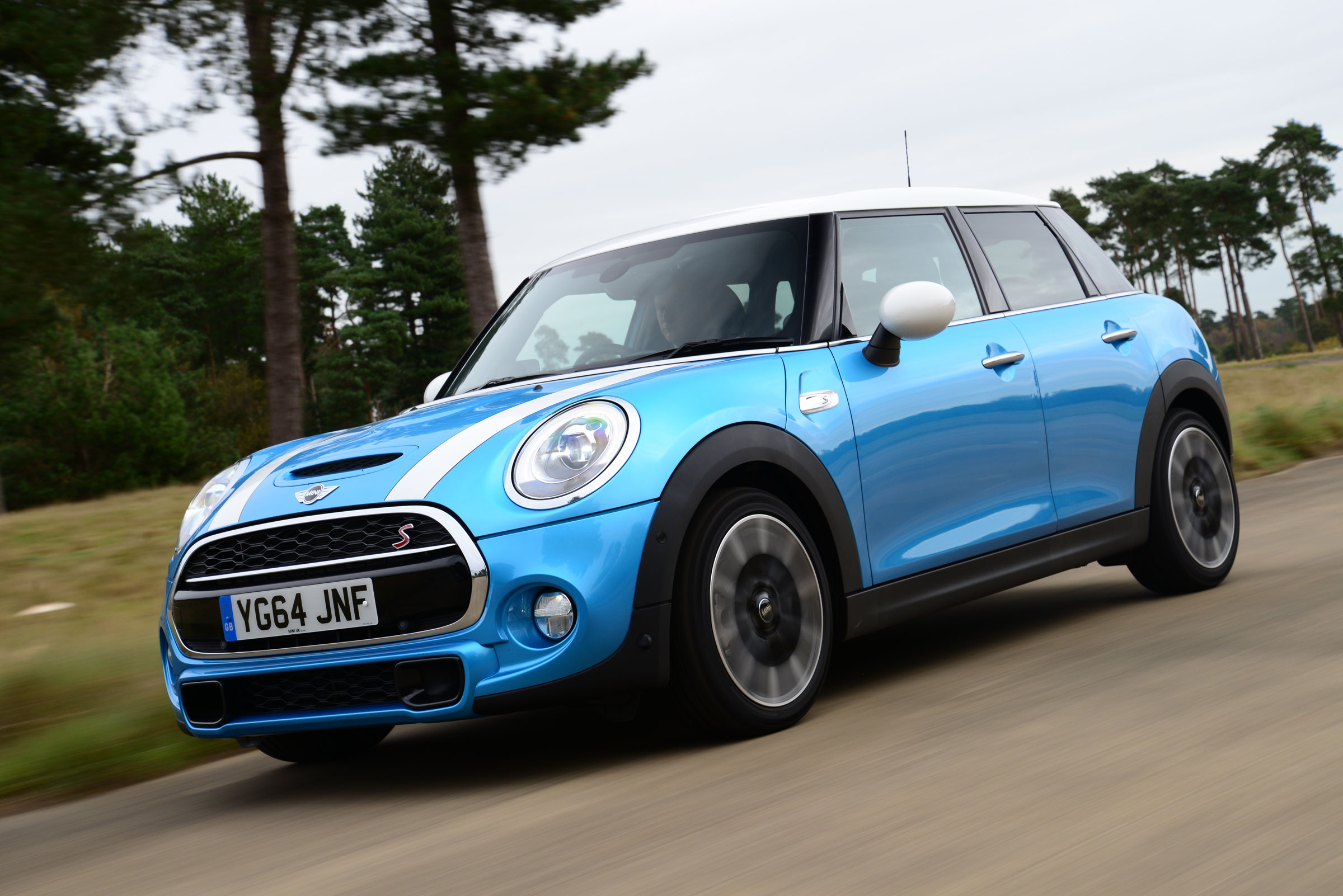 MINI 5-door - tracking