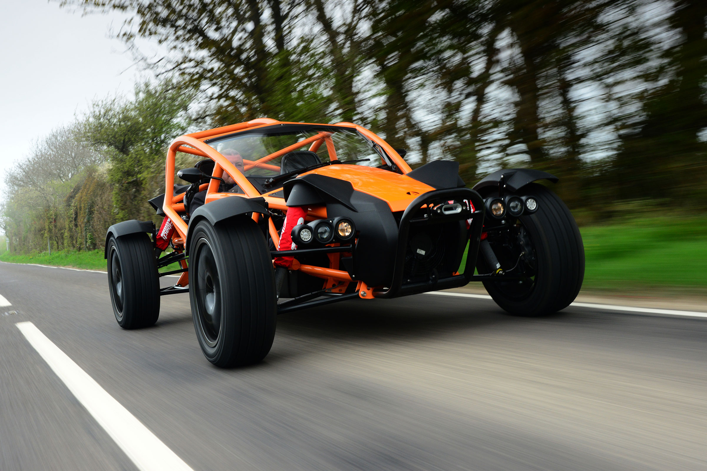 Ariel Nomad - front tracking