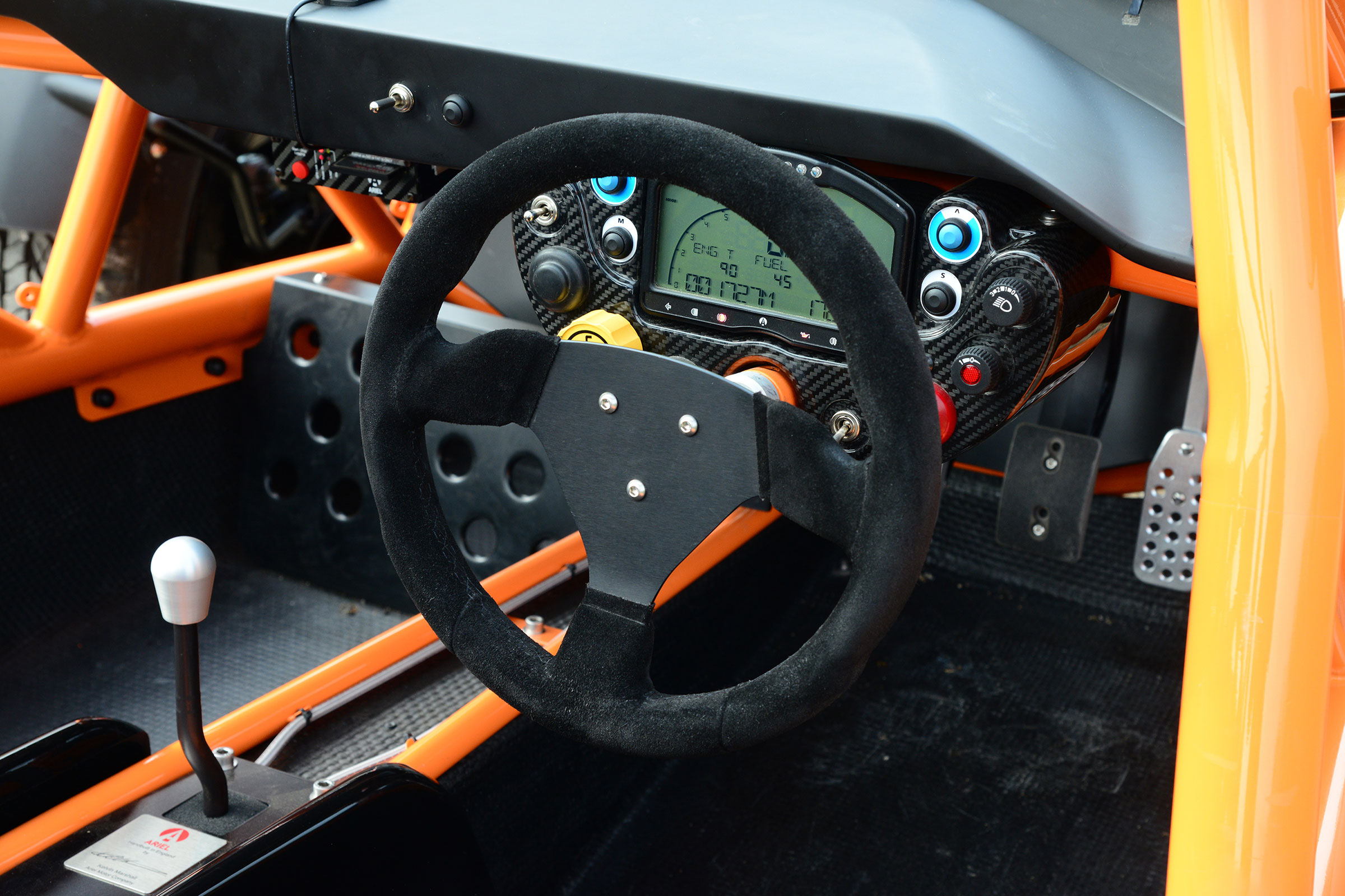 Ariel Nomad - interior