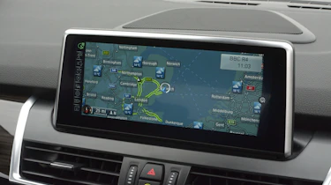BMW 2 Series Active Tourer screen