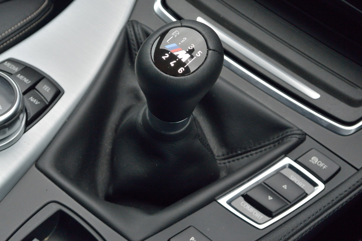 BMW 5 Series saloon 2013 gears