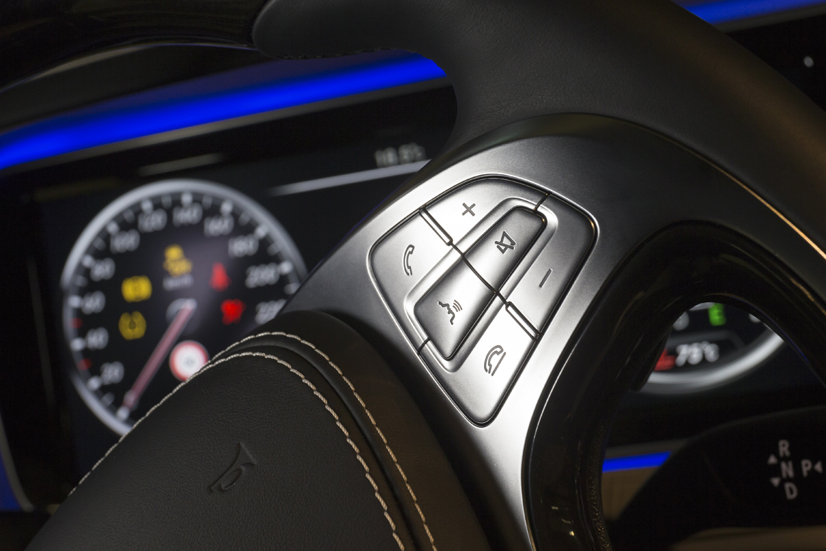 Mercedes S-Class buttons