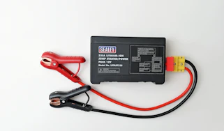 Sealey LStart235 lithium-ion jump starter