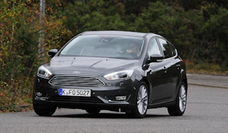 Ford Focus 1.0 EcoBoost Titanium front