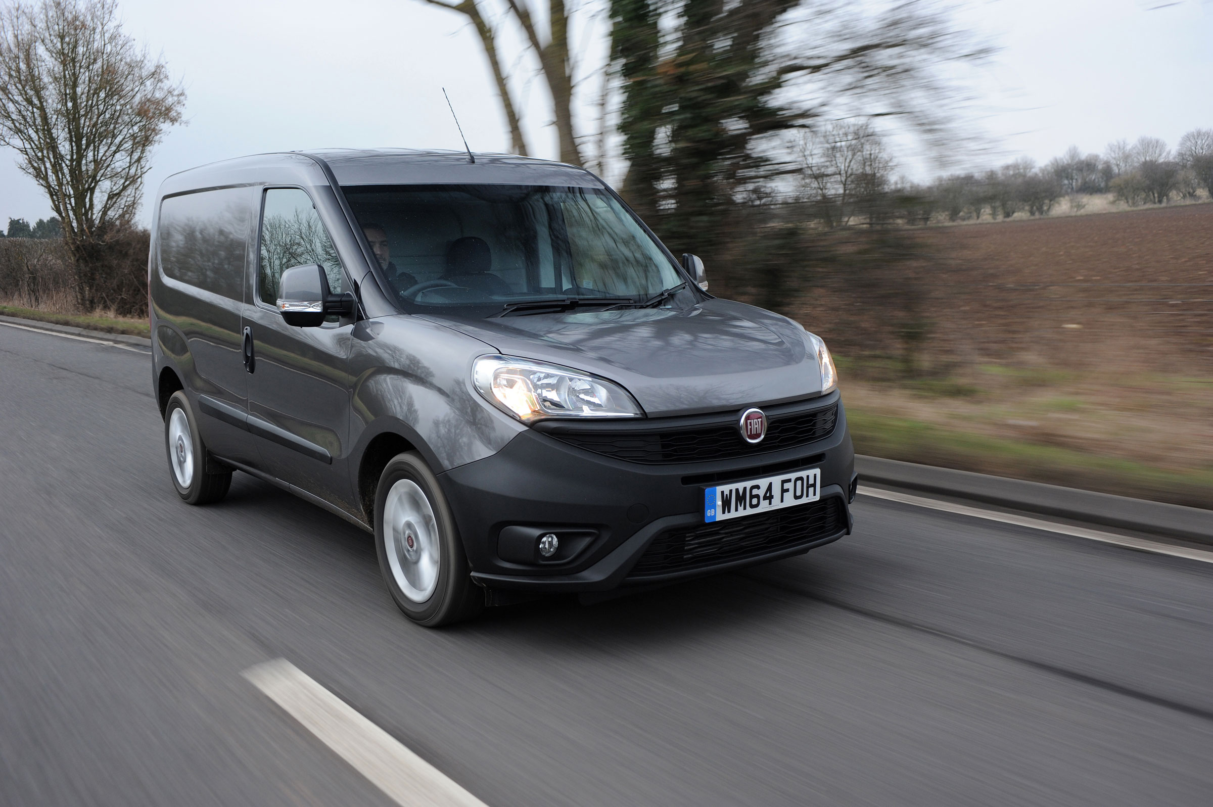 Fiat Doblo Cargo van 2015 - tracking