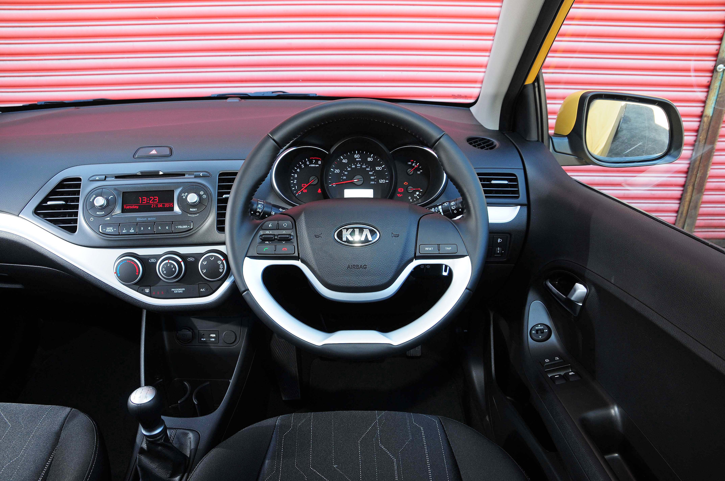 Kia Picanto SR7 2015 interior