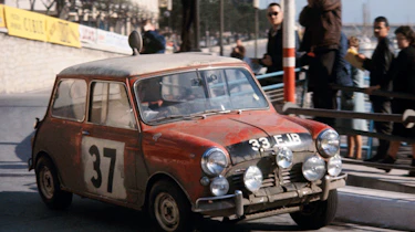 Mini Cooper S 1964 Monte Carlo rally winner - classic cornering