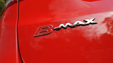 Ford B-MAX badge