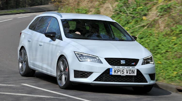 SEAT Leon Cupra ST - front cornering