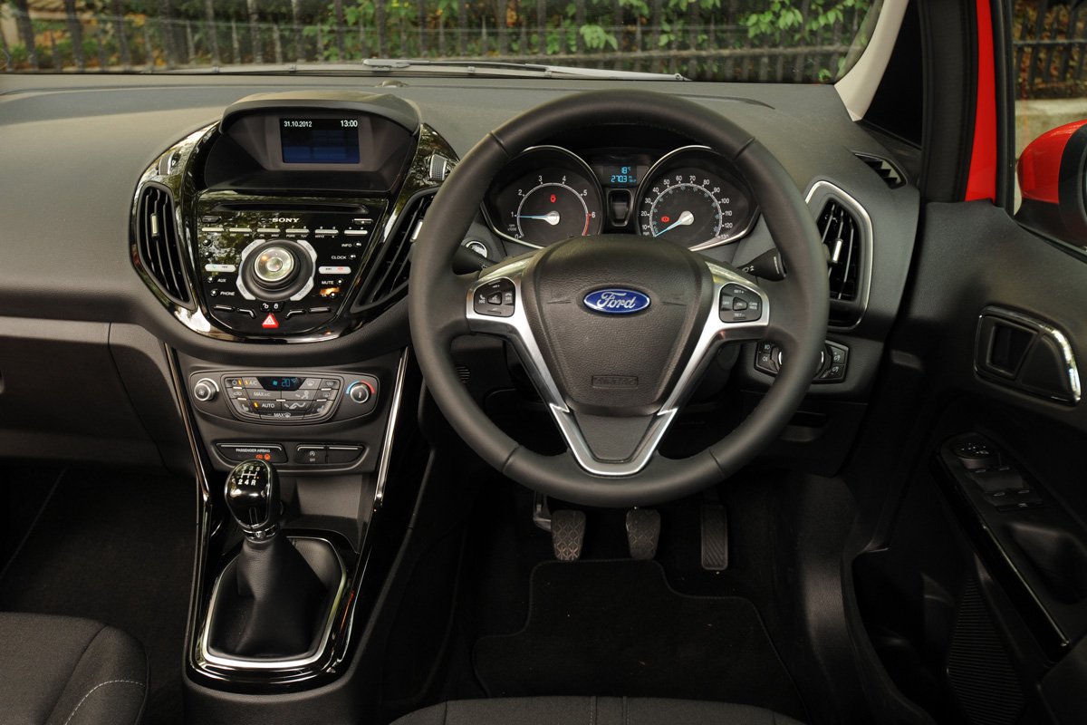 Ford B-MAX dash