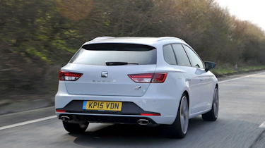 SEAT Leon Cupra ST - rear tracking