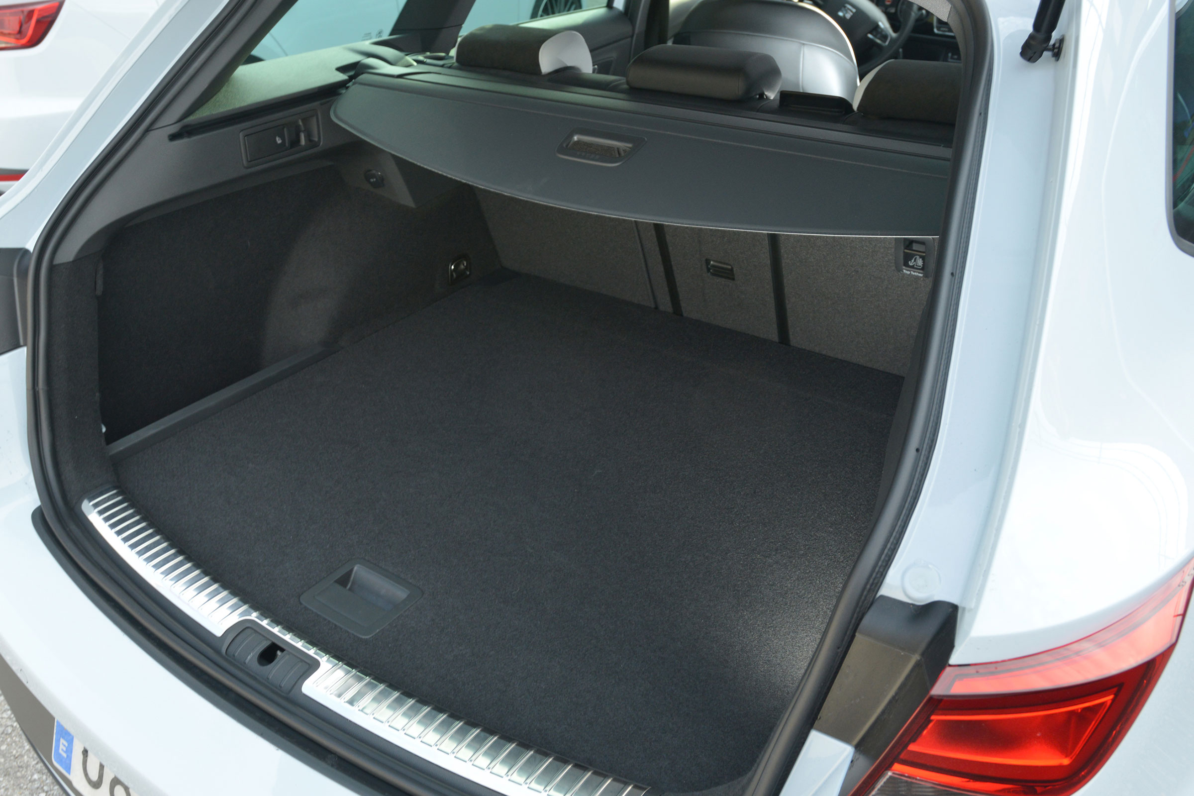 SEAT Leon Cupra ST - boot