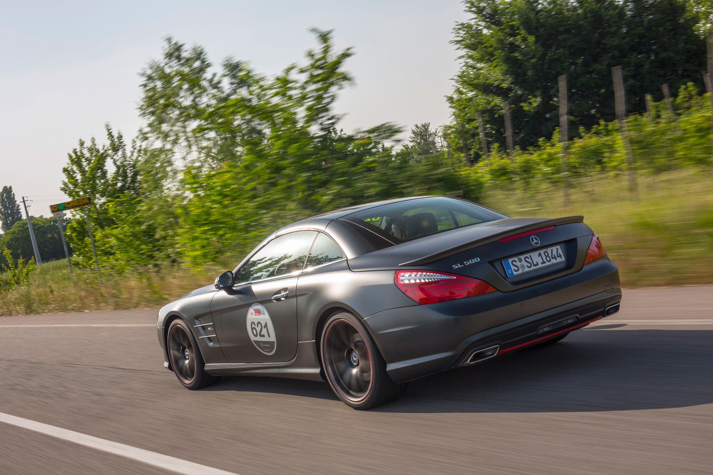 Mercedes SL Mille Miglia 417 - rear tracking