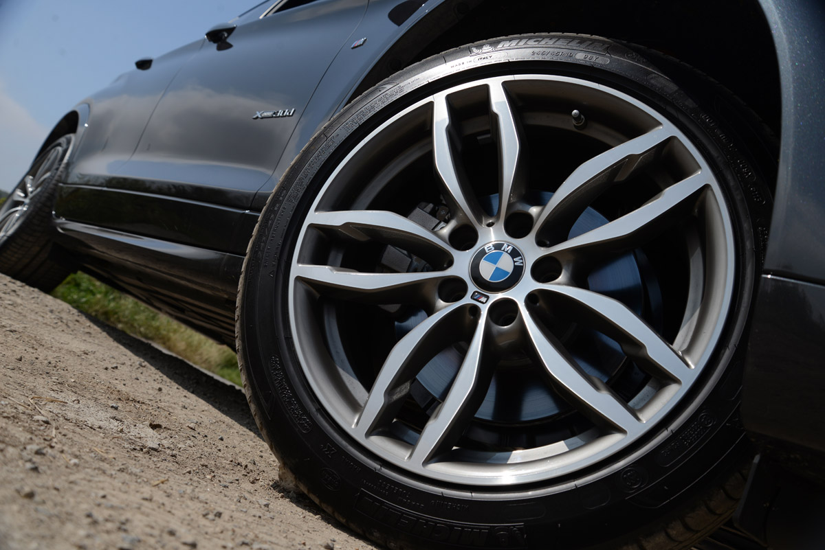 New BMW X4 2014 UK wheel
