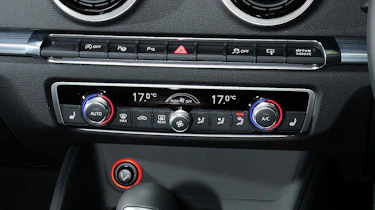Audi A3 Cabriolet - controls