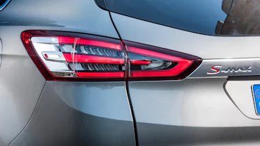Ford S-MAX Titanium taillight