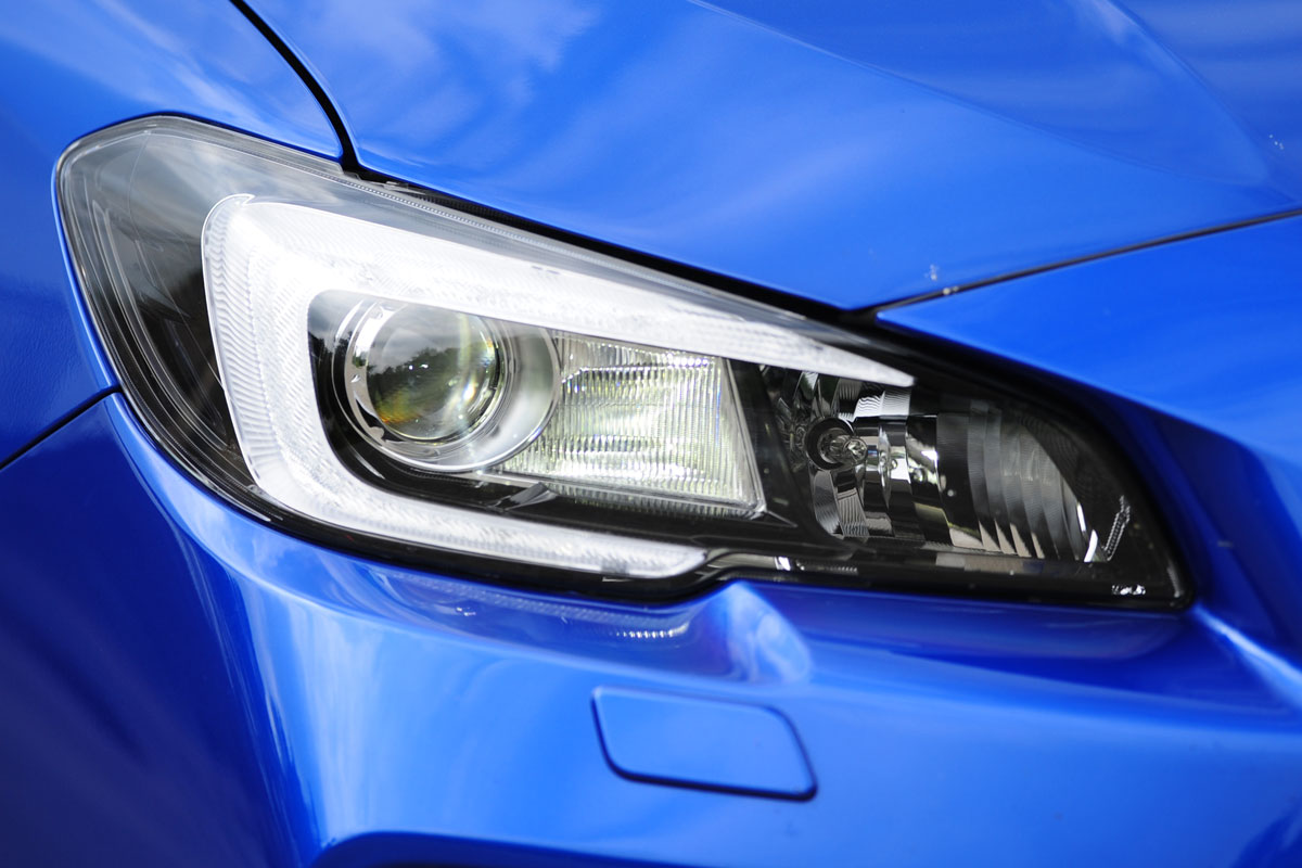 Subaru WRX STi 2014 - light