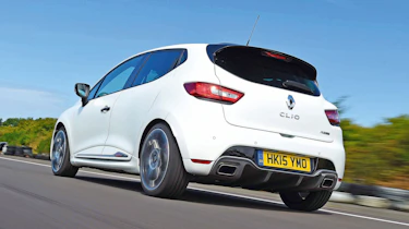 Renault Clio RS 220 Trophy - rear tracking