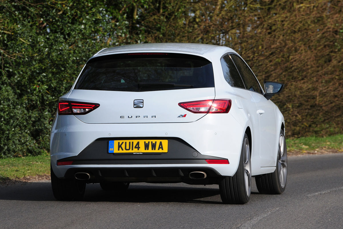 Seat-Leon-Cupra-rear
