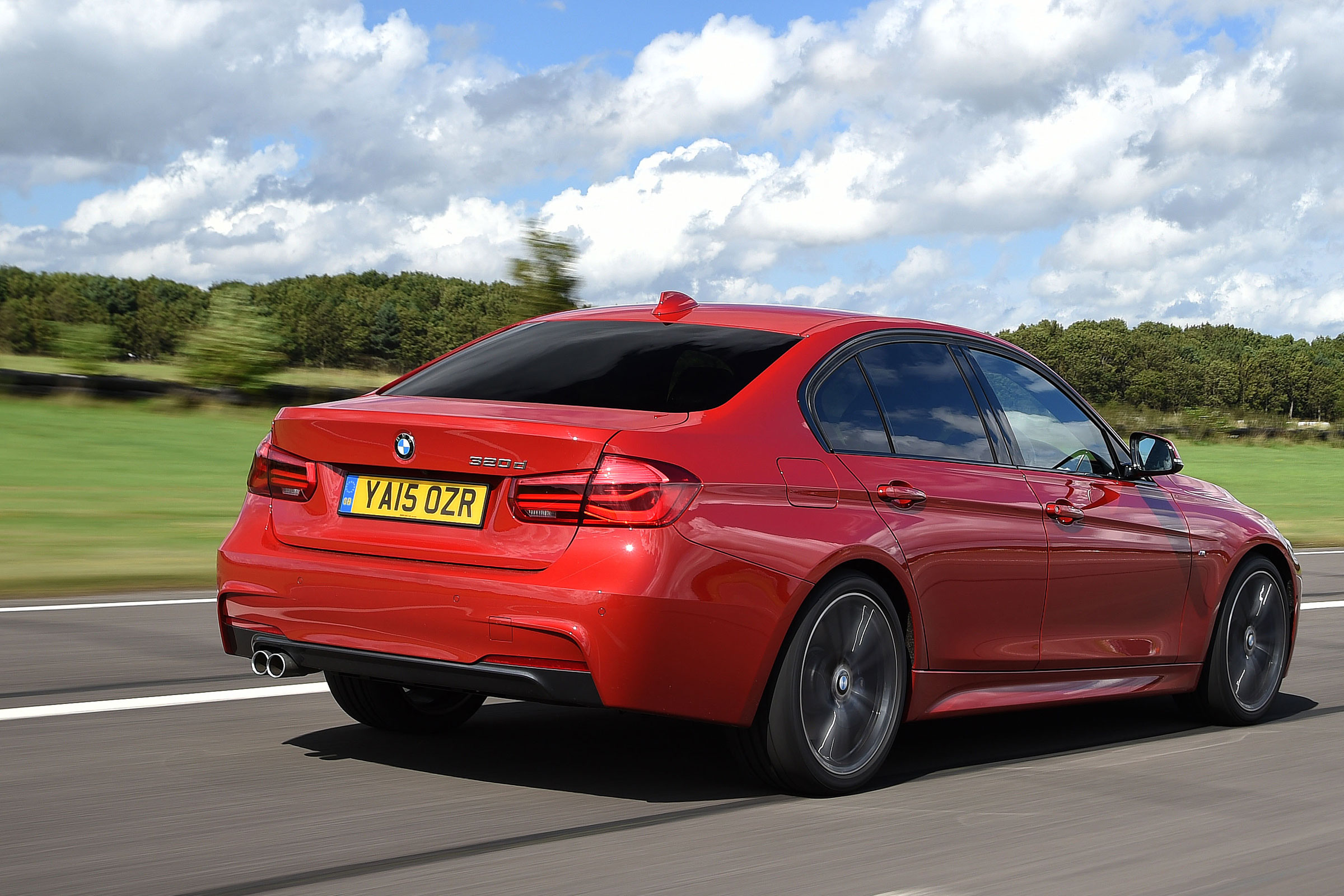 BMW 3 Series 2015 320d - rear tracking