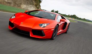 Lamborghini Aventador LP700-4