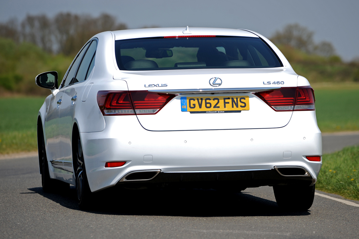 Lexus LS rear cornering