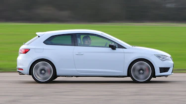 Seat-Leon-Cupra-profile