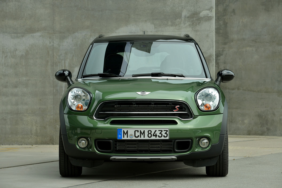 MINI Countryman static front