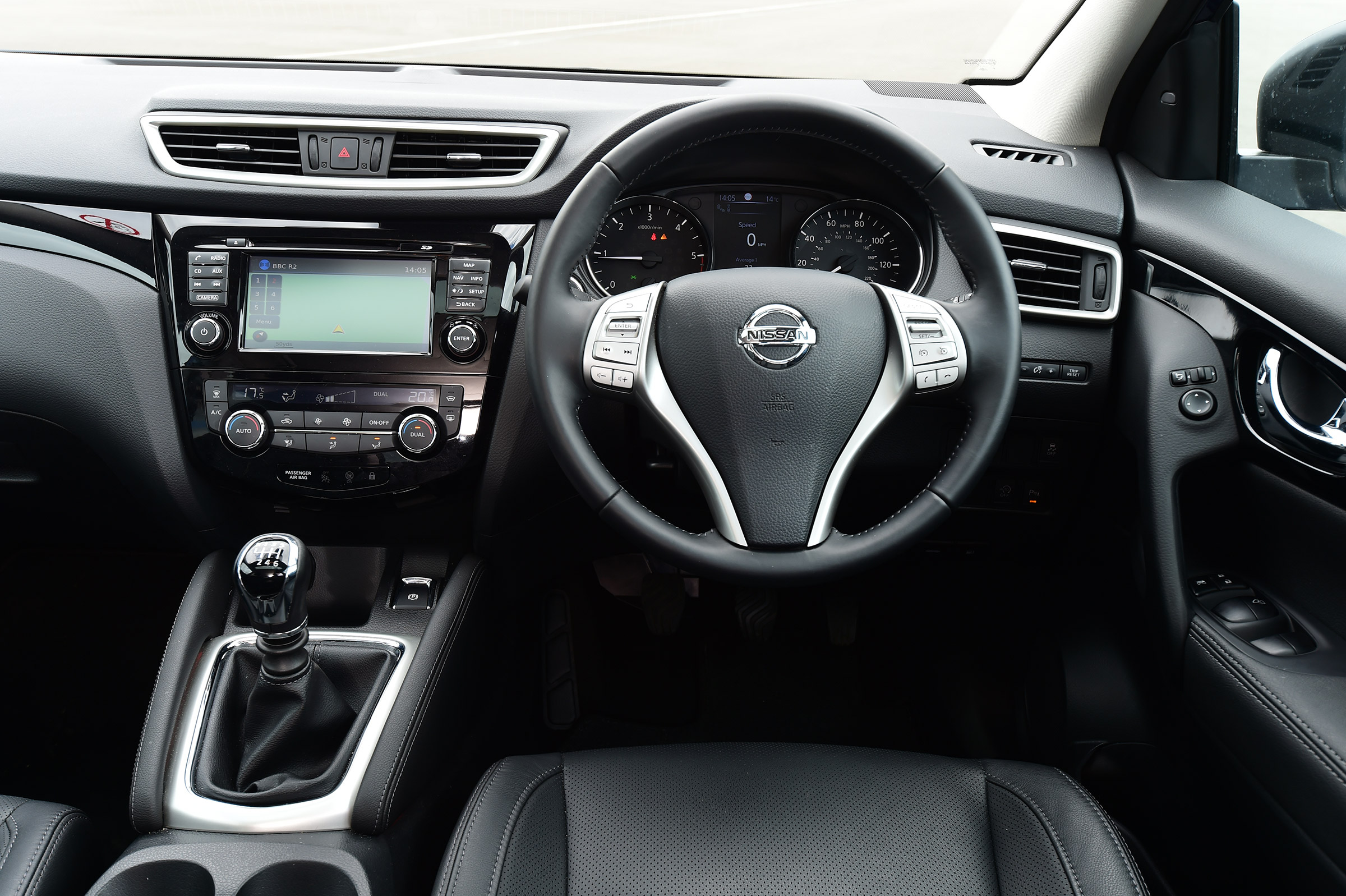 Nissan Qashqai dash