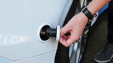 Filler cap