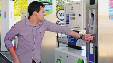 Autogas LPG filling up