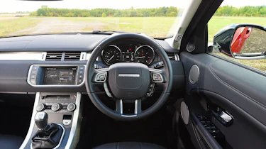 Range Rover Evoque SE Tech 2016 - interior