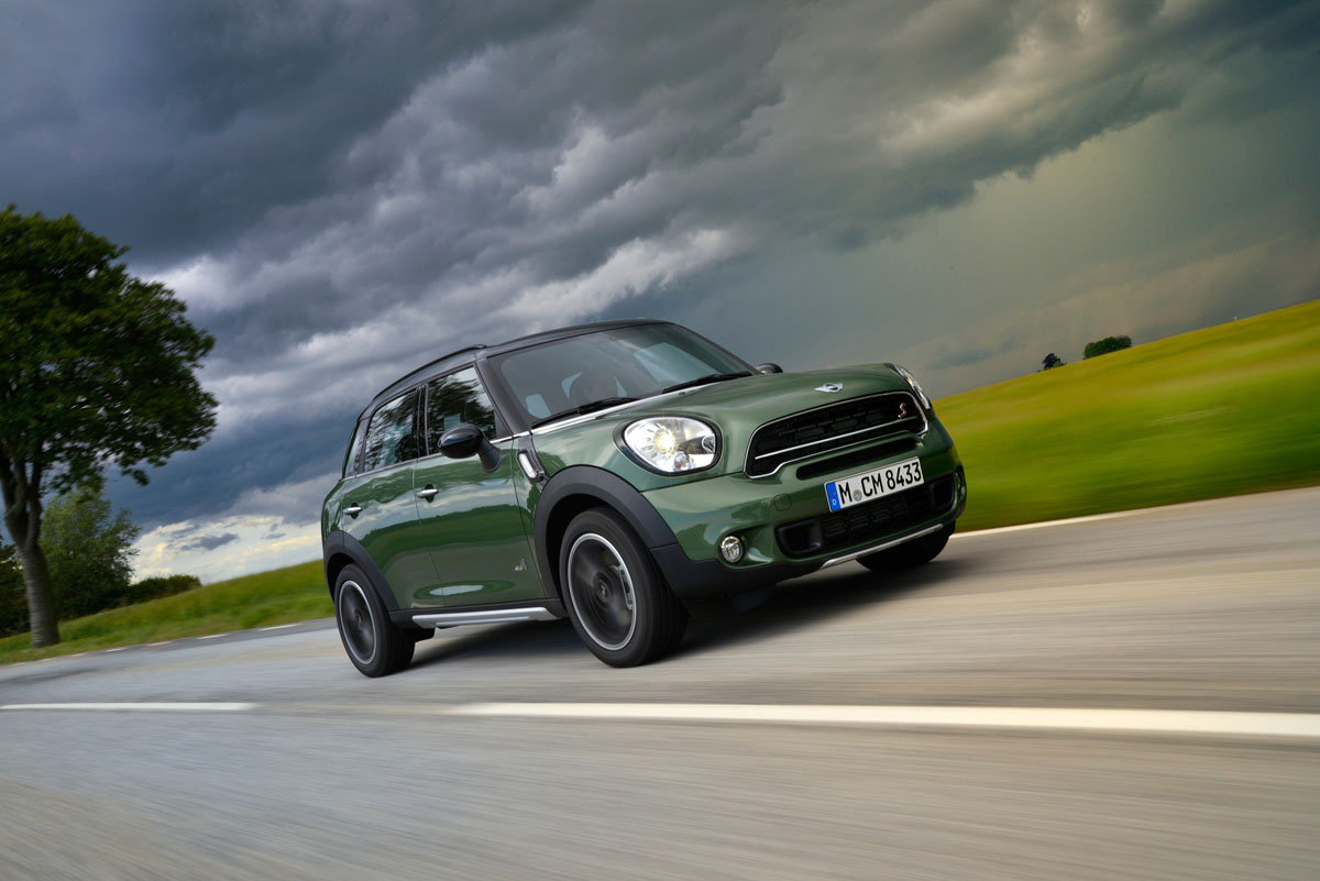 MINI Countryman side drive