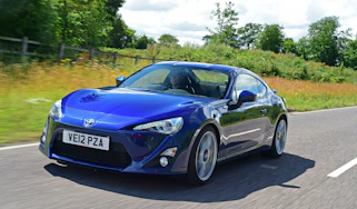 Toyota GT86 driving