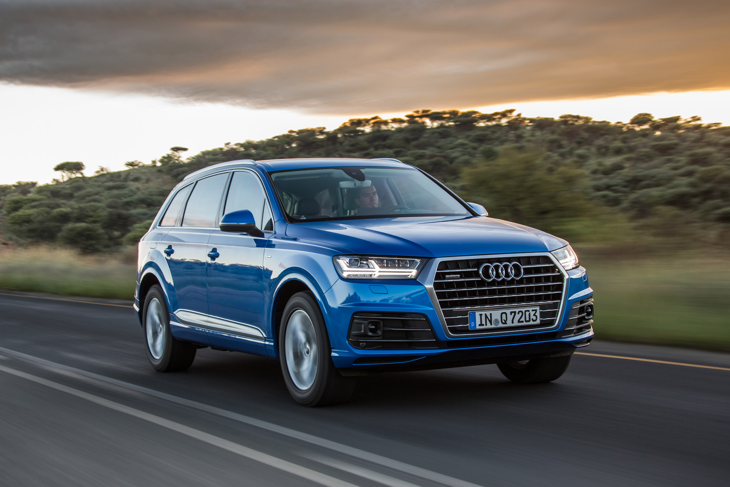 New Audi Q7 2015 1