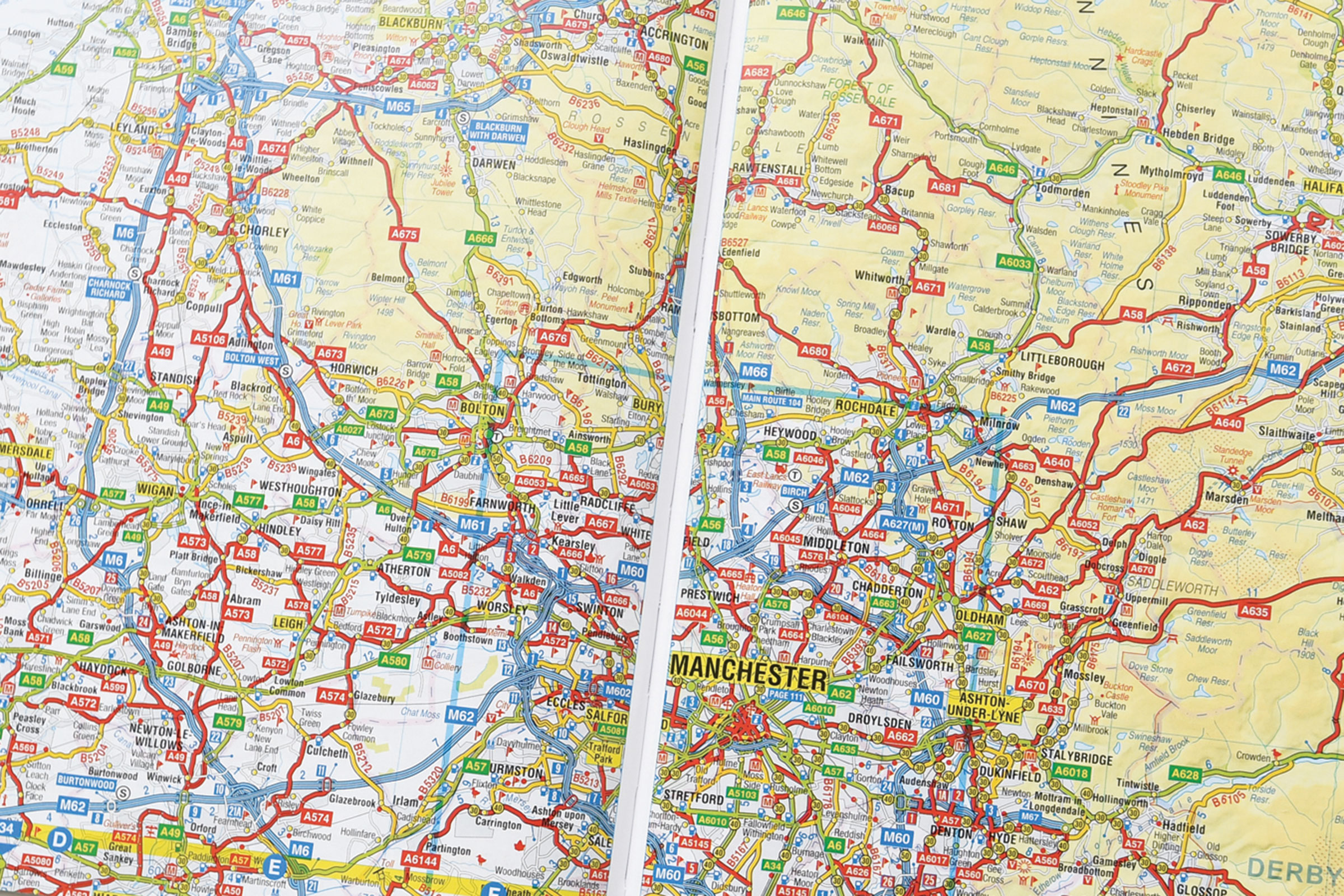 AZ 2016 Great Britain &amp; Northern Ireland Road Atlas