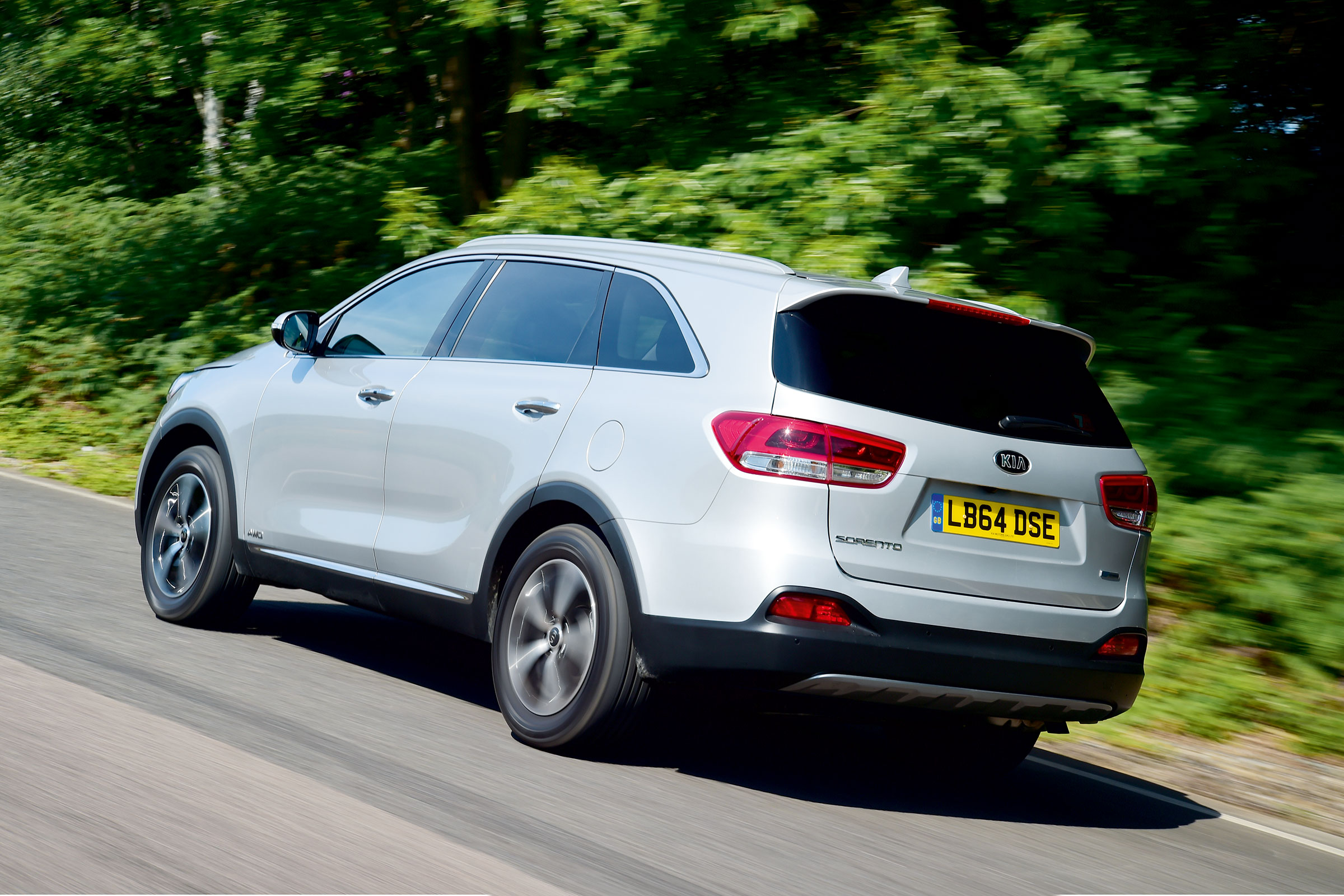 Kia Sorento - rear tracking