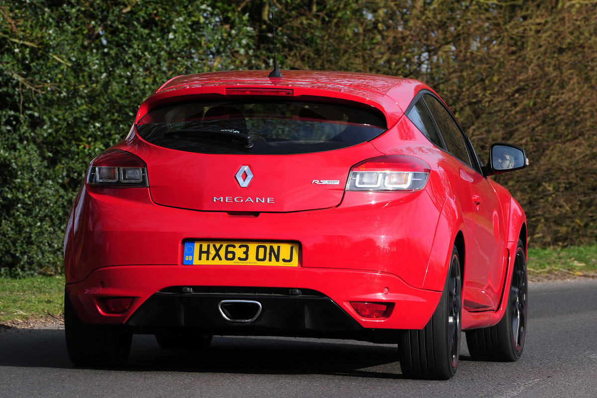 Renault-Megane-RS-2014-rear-action