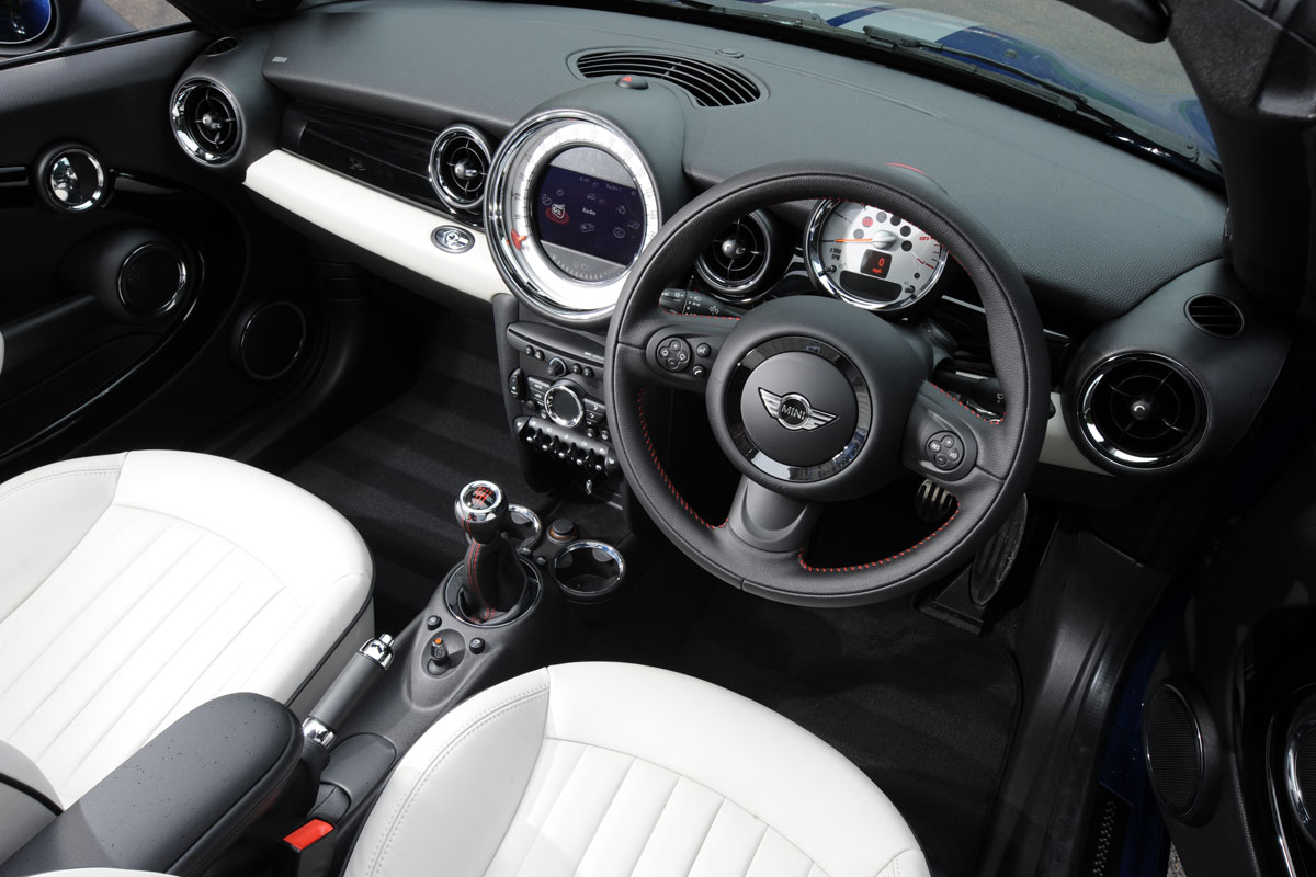 MINI Roadster interior