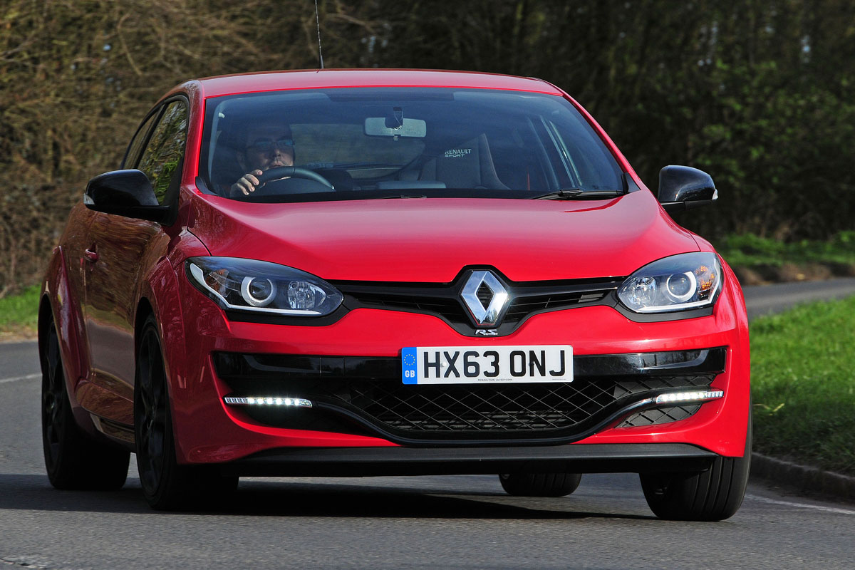 Renault-Megane-RS-2014-front-action