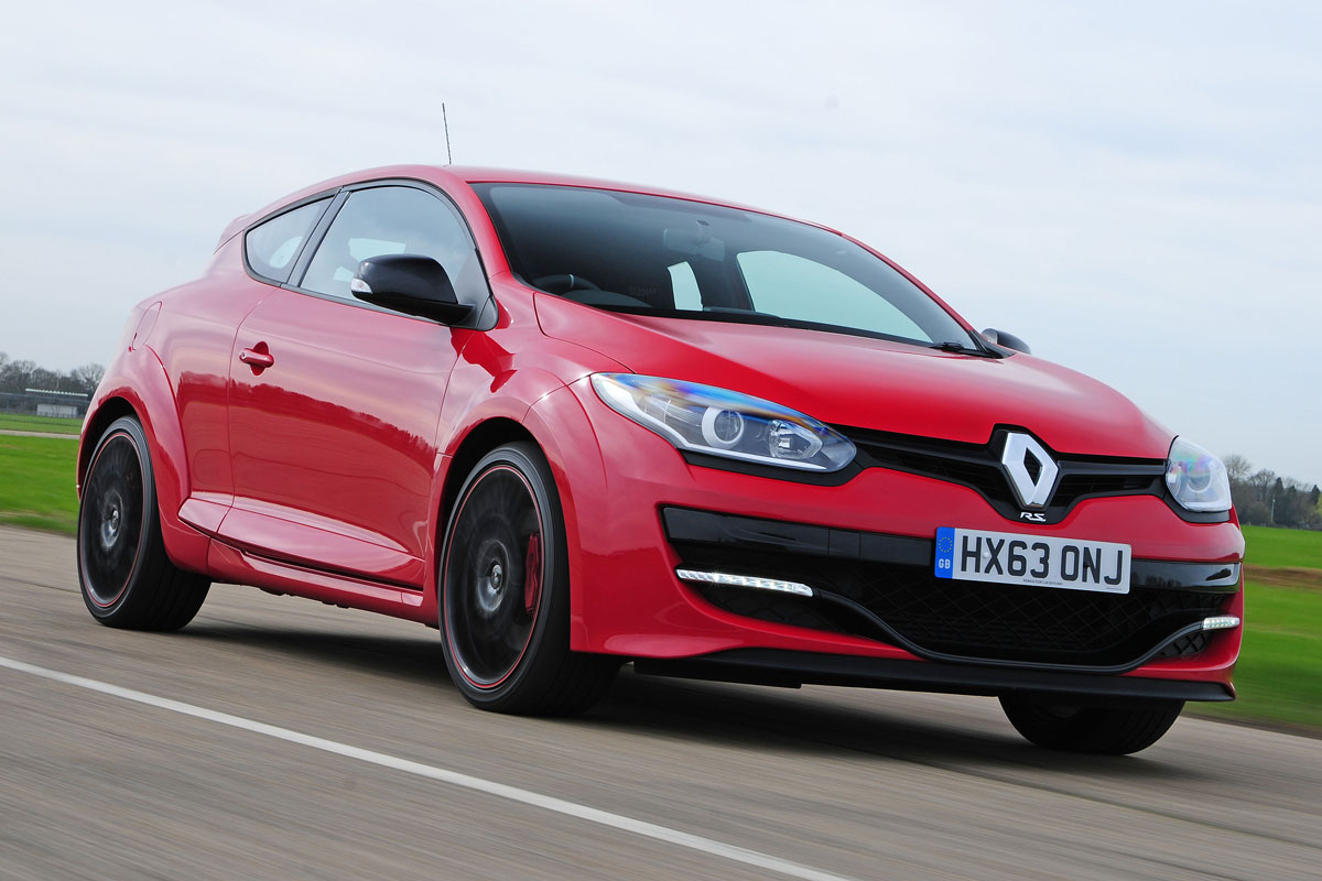 Renault-Megane-RS-2014-front-quarter