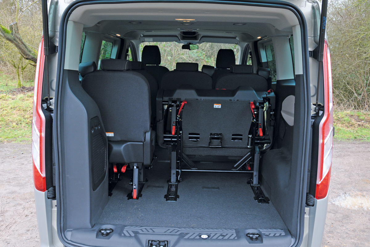 Ford Tourneo Custom boot