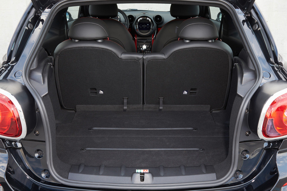 MINI JCW Paceman boot