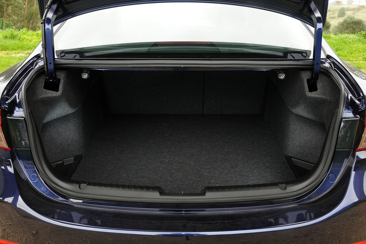 Mazda 6 automatic boot