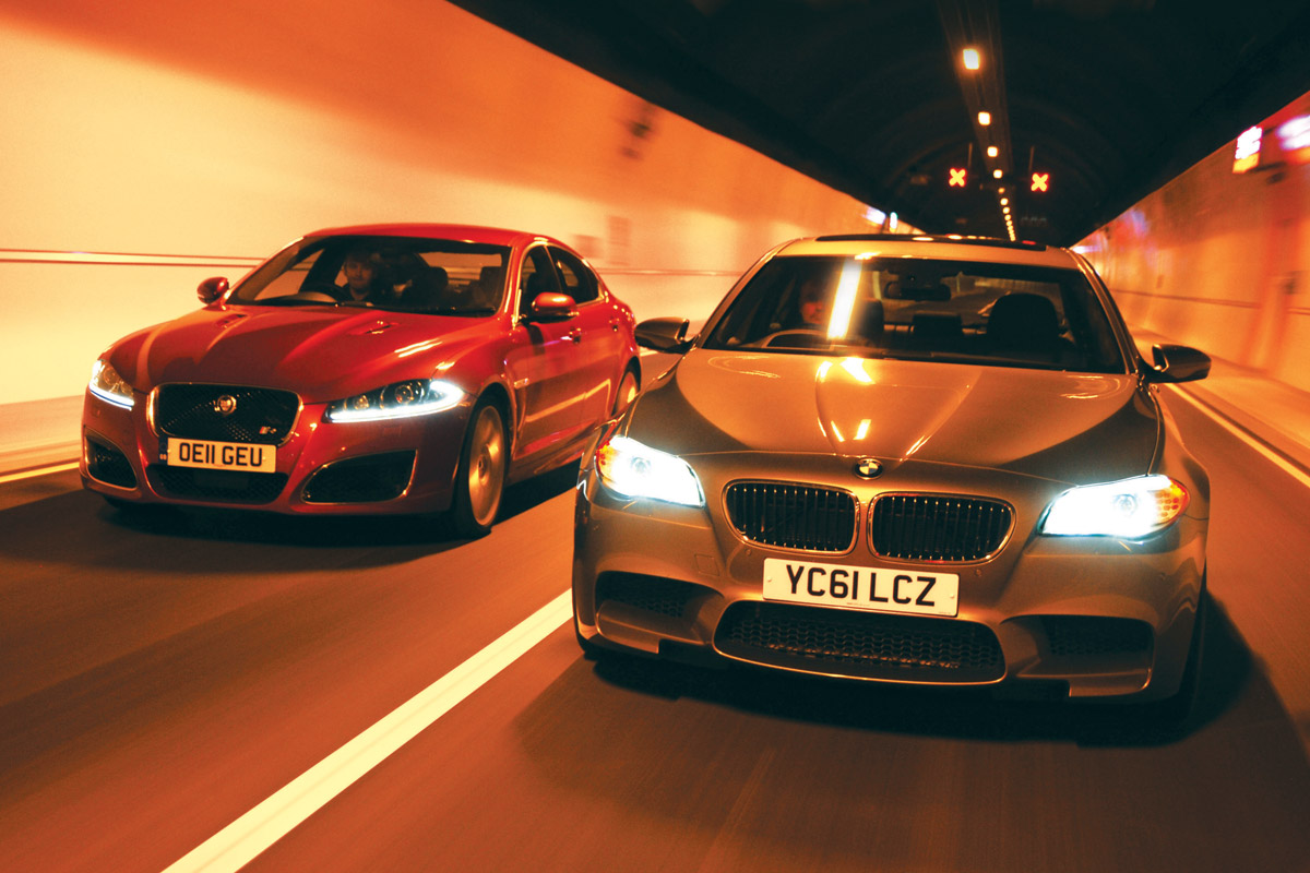 BMW M5 vs Jaguar XFR